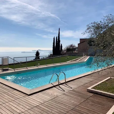 Deluxe Sky Terrasse Design 180°lake View Apartamento *